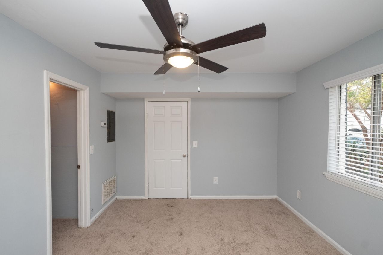 3360 Apache Street  Photo 31