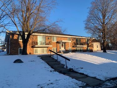 1610 Albemarle Street, Saint Paul, MN 55117