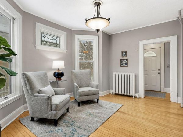 511 W 22nd Street, Minneapolis, MN 55405