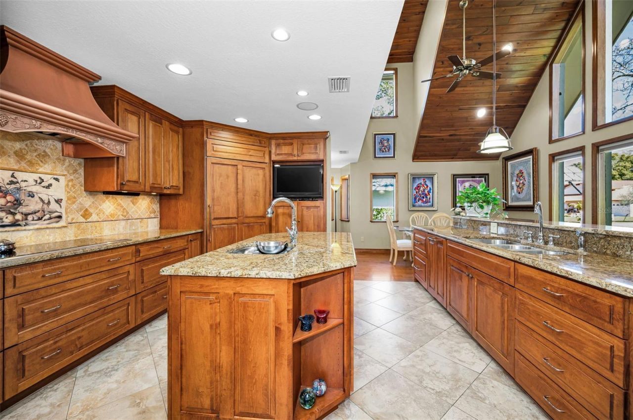 1944 Levine Lane, Clearwater, FL 33760 Photo