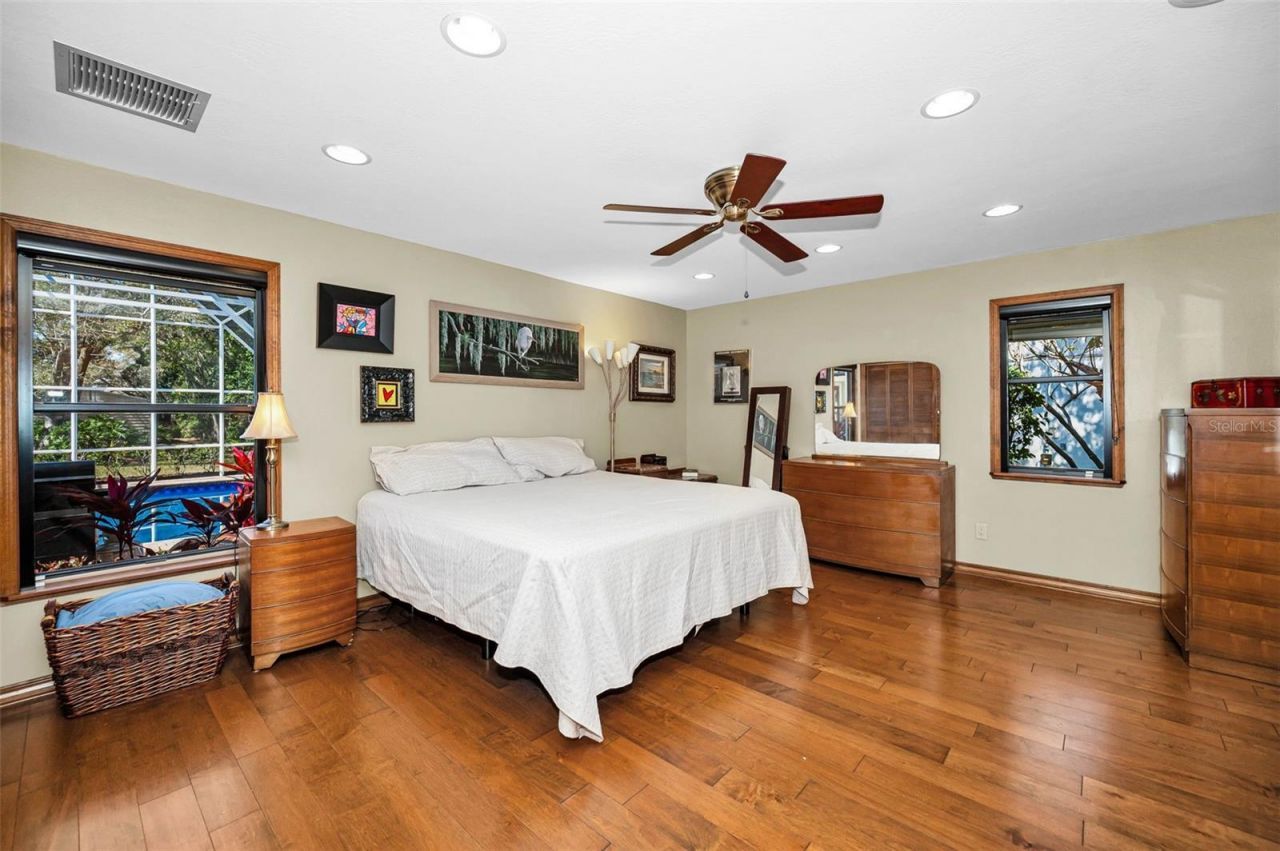 1944 Levine Lane, Clearwater, FL 33760 Photo