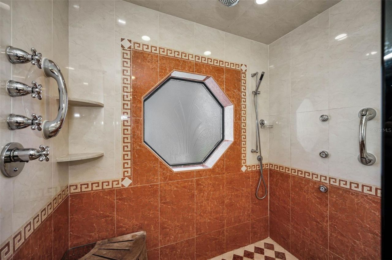 1944 Levine Lane, Clearwater, FL 33760 Photo