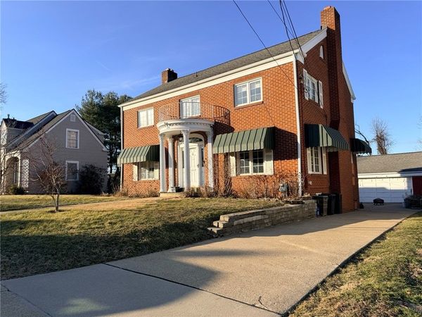 250 Grandview Way, Charleroi, PA 15022