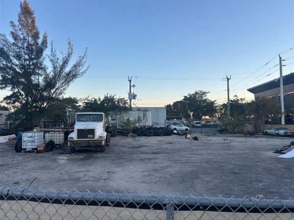 NW 55th St, Fort Lauderdale, FL 33309