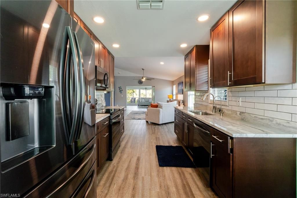 2331 Valparaiso Blvd , North Fort Myers, FL 33917 Photo