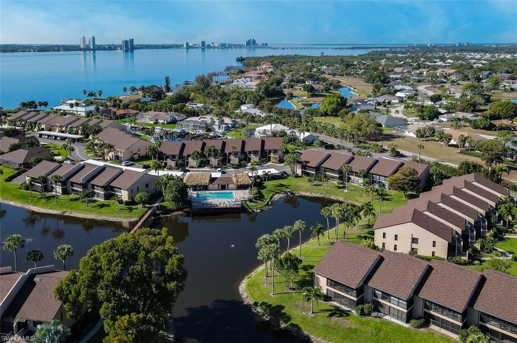 15452 Admiralty Cir, Unit 6, North Fort Myers, FL 33917 Photo