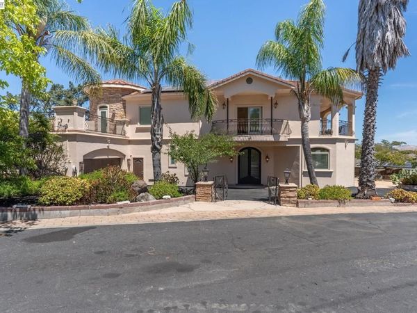 131 131 Montecito Crescent, Walnut Creek, CA 94597