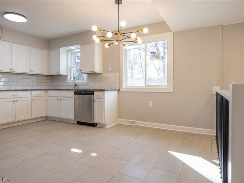 522 Catlin Drive, Richmond Heights, OH 44143 Photo 7