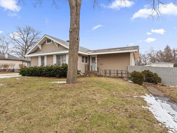 320 Massachusetts Avenue, Elkhart, IN 46514