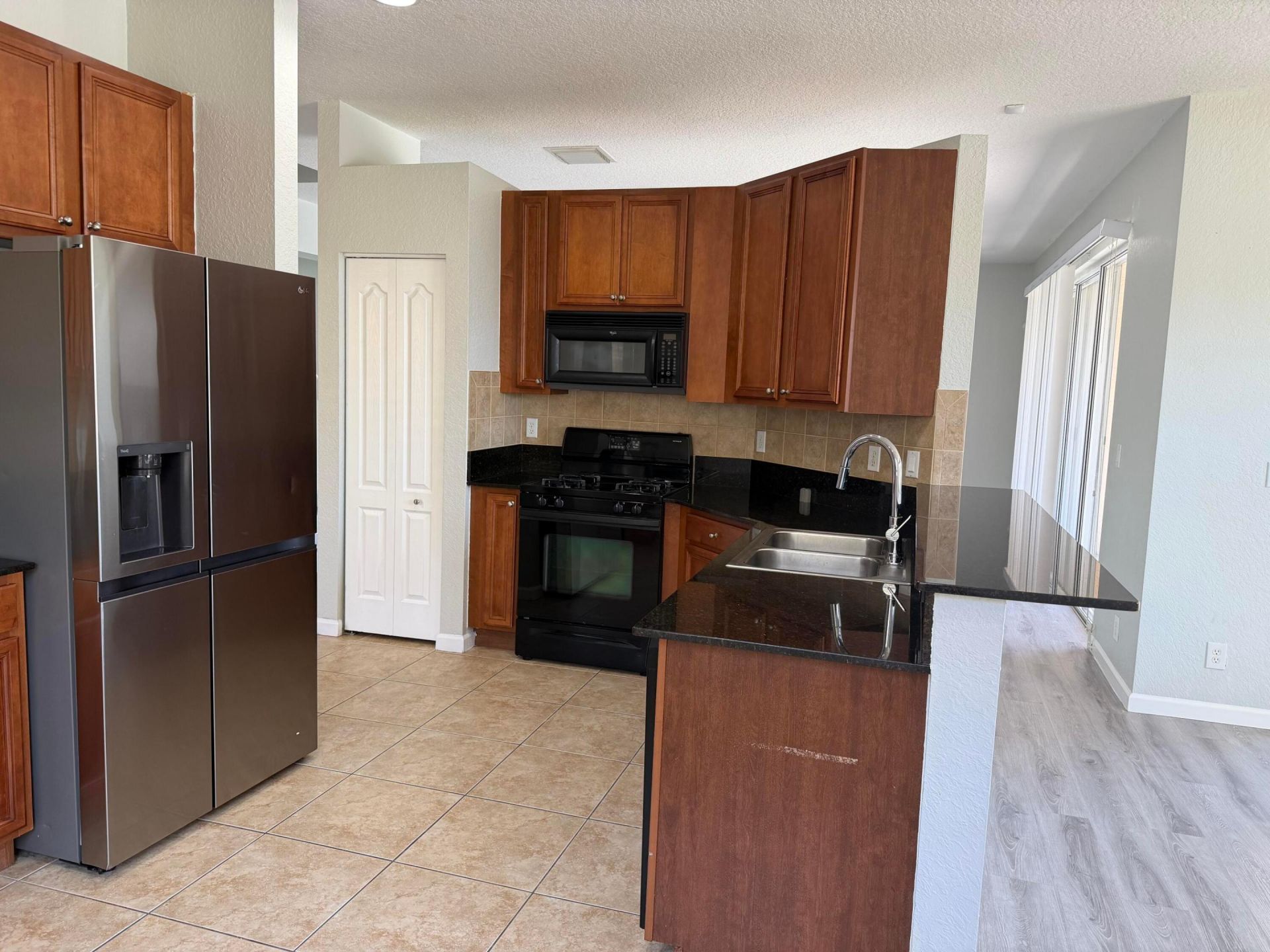 333 Berenger Walk, Royal Palm Beach, FL 33414 Photo