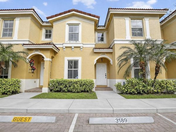 3189 SW 128th Way, Unit 133, Hollywood, FL 33027