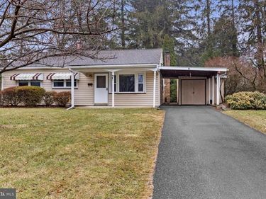 2680 BROAD STREET, EAST PETERSBURG, PA 17520