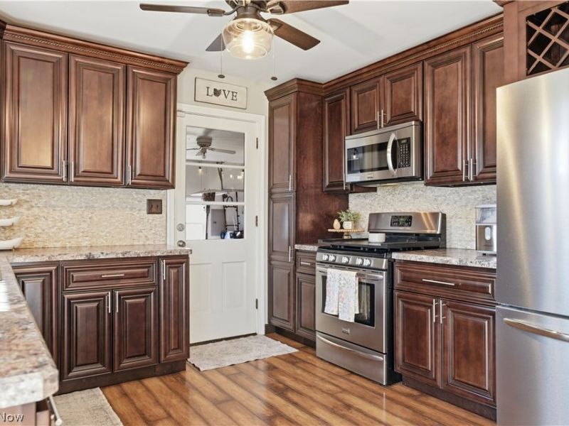 1853 Lancaster Drive, Youngstown, OH 44511 Photo 13