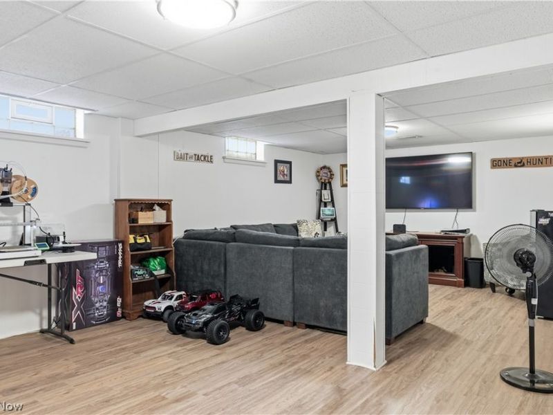 1853 Lancaster Drive, Youngstown, OH 44511 Photo 27