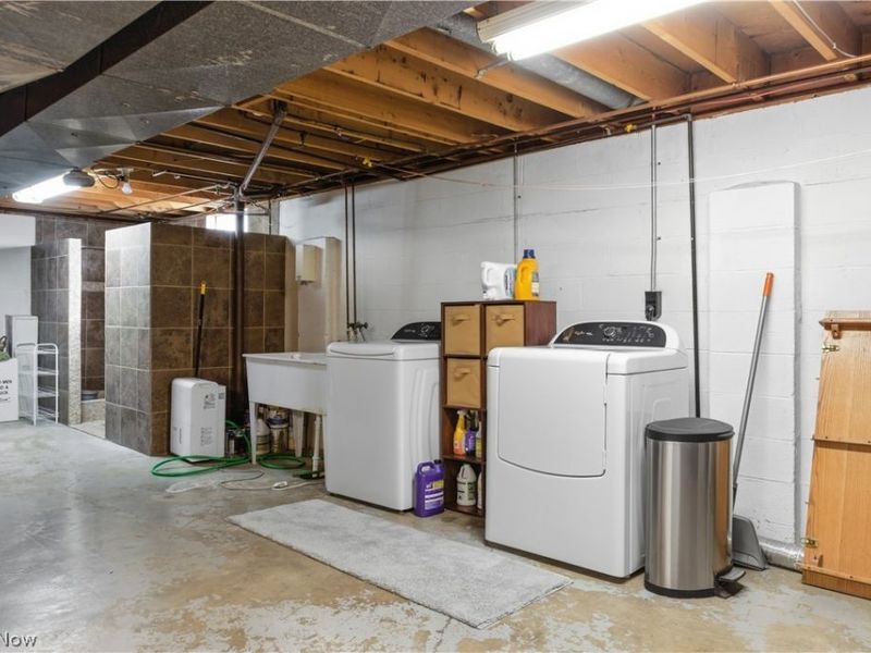 1853 Lancaster Drive, Youngstown, OH 44511 Photo 29