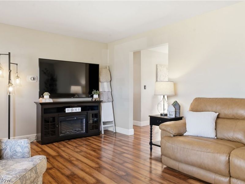 1853 Lancaster Drive, Youngstown, OH 44511 Photo 9