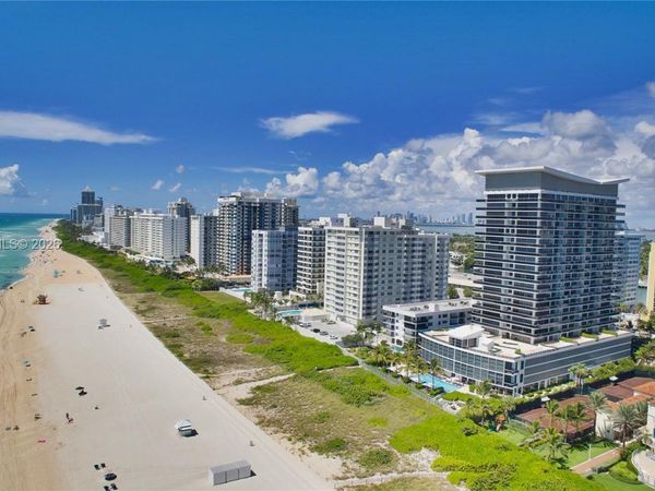 5875 Collins Ave , Unit 1008, Miami Beach, FL 33140