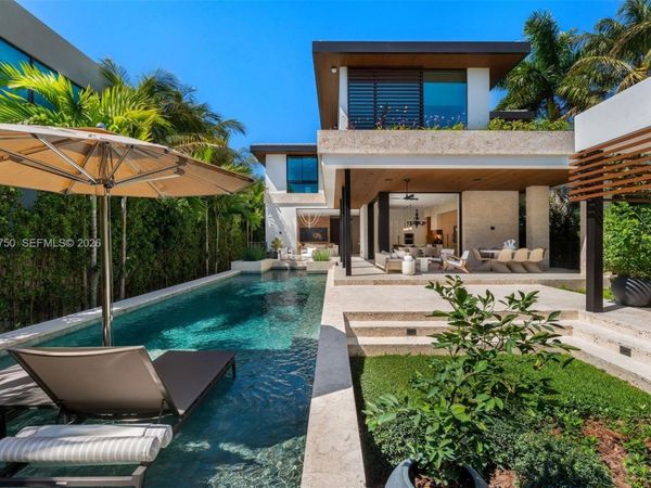 2145 Meridian Ave , Miami Beach, FL 33139