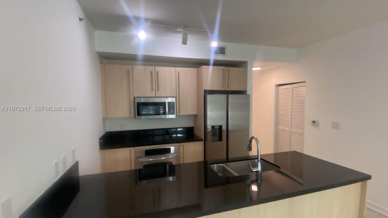 1111 SW 1st Ave, Unit 2016-N, Miami, FL 33130 Photo