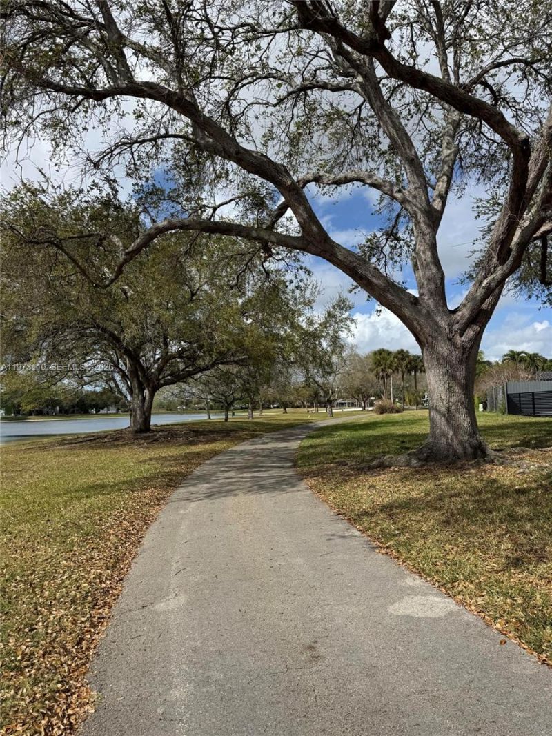 10042 SW 147th Pl, Miami, FL 33196 Photo