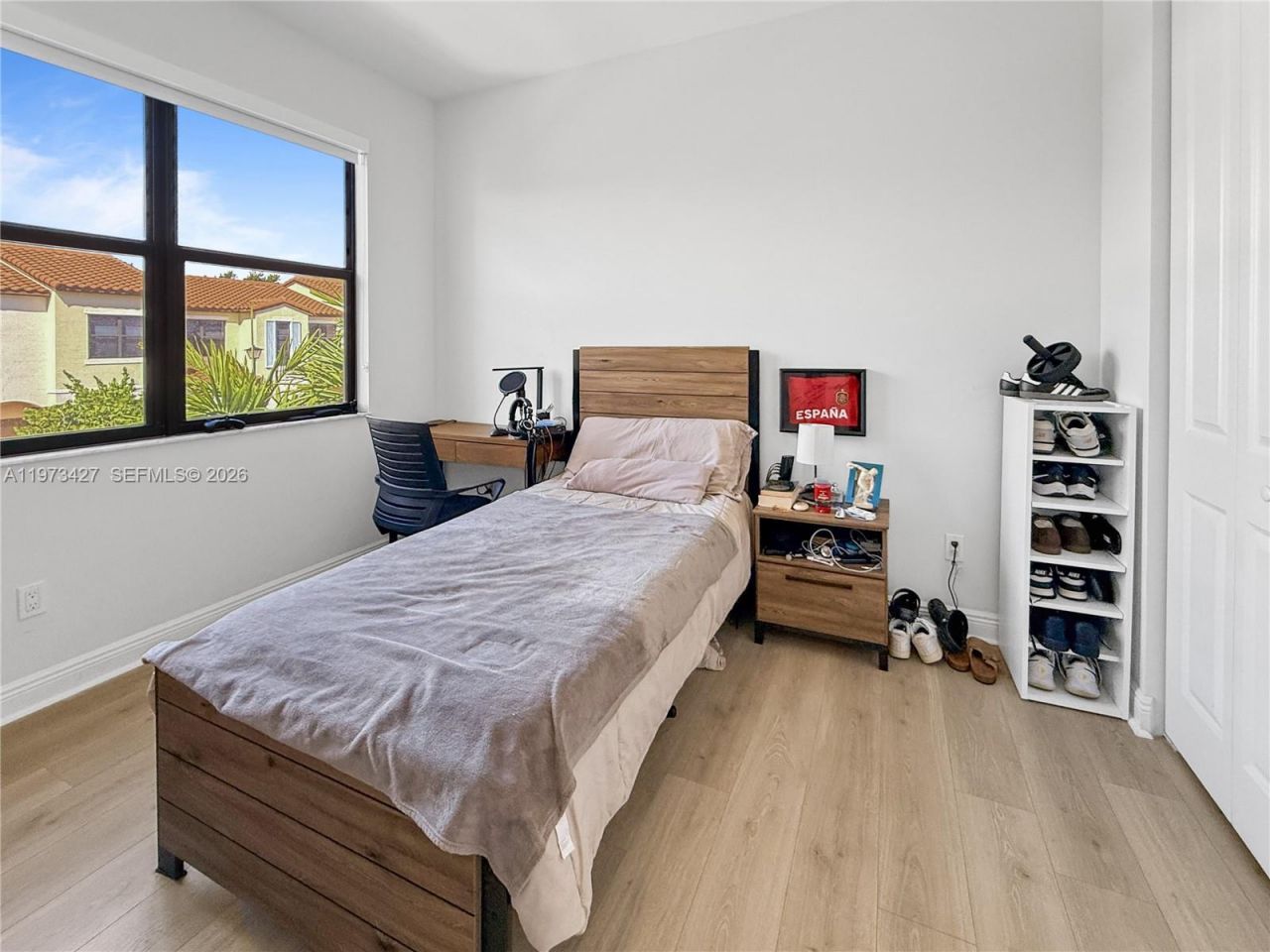 135 NW 209th Trl , Pembroke Pines, FL 33029 Photo