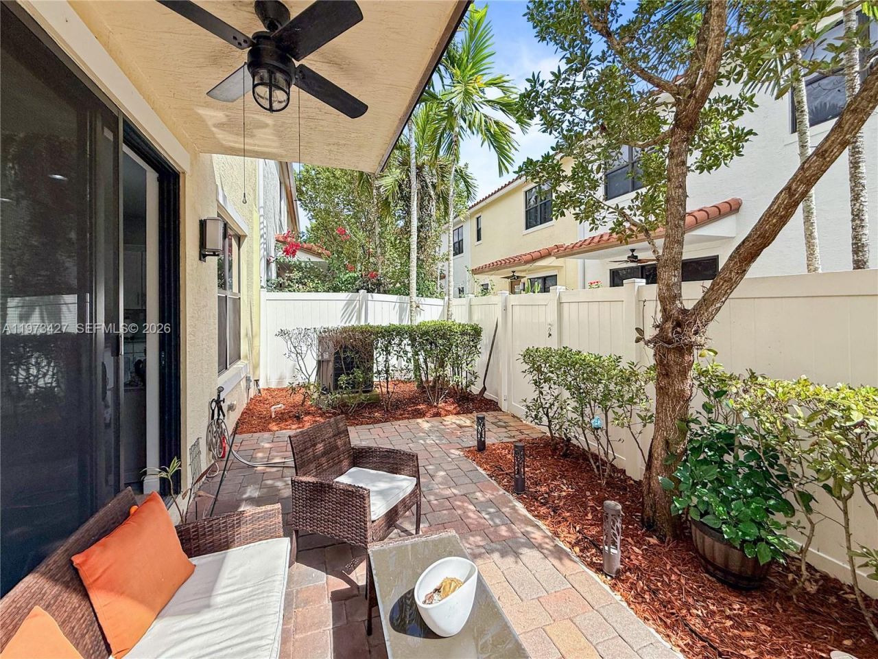 135 NW 209th Trl , Pembroke Pines, FL 33029 Photo