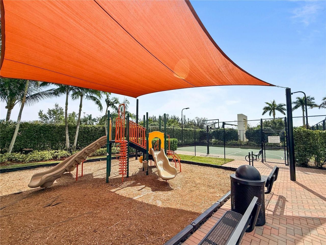 135 NW 209th Trl , Pembroke Pines, FL 33029 Photo