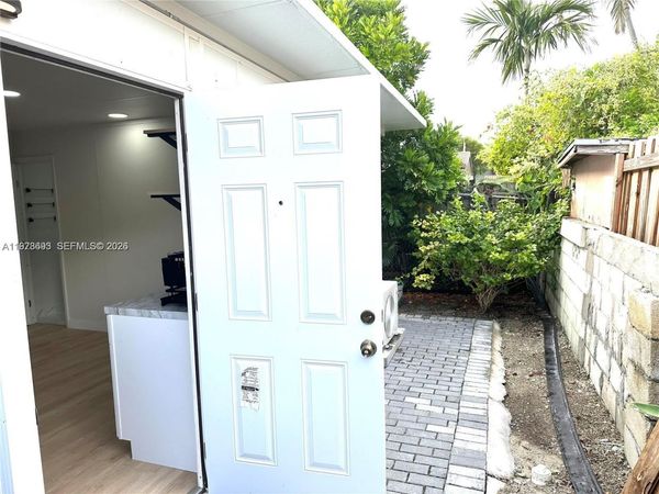 8235 SW 41st Ter , Unit 1, Miami, FL 33155