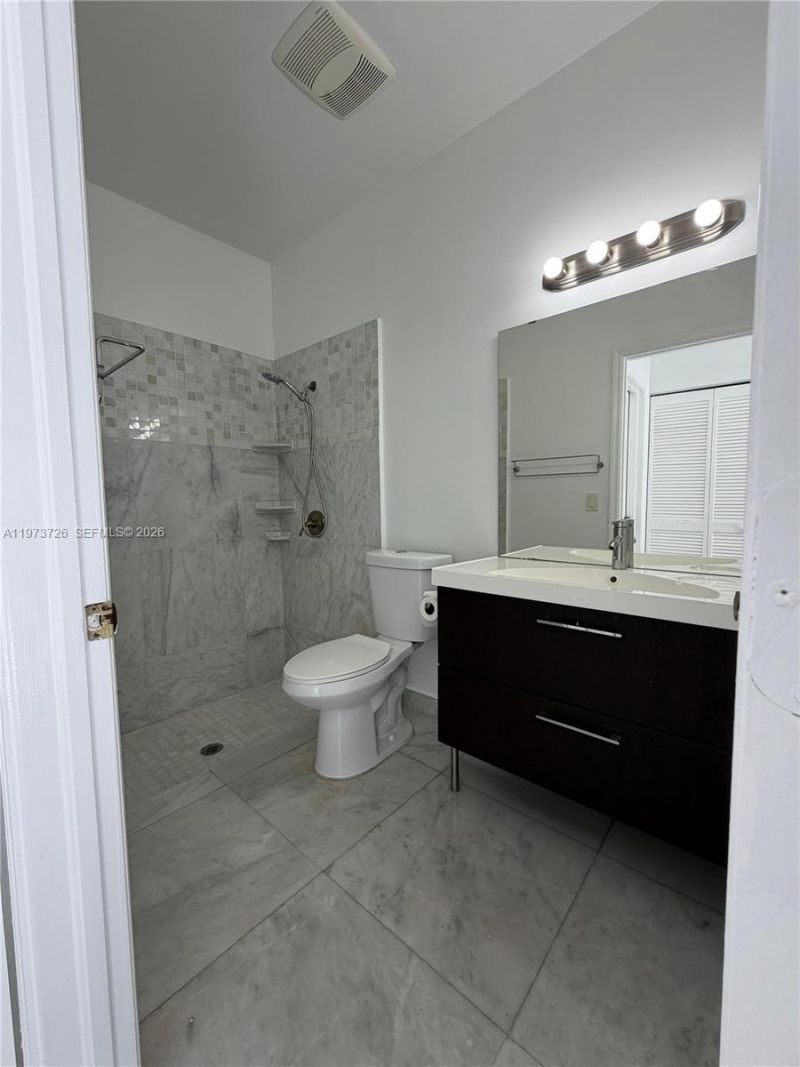 1534 Weeping Willow Way, Unit 1534, Hollywood, FL 33019 Photo