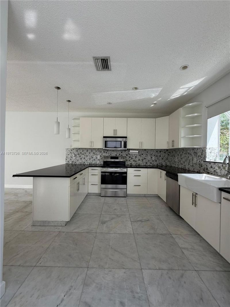 1534 Weeping Willow Way, Unit 1534, Hollywood, FL 33019 Photo