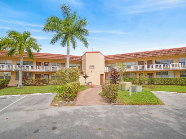 8851 Sunrise Lakes Blvd , Unit 116, Sunrise, FL 33322