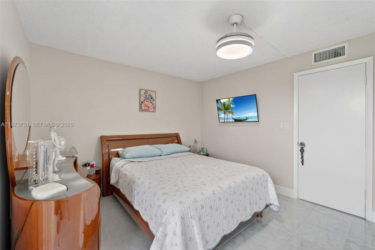8851 Sunrise Lakes Blvd , Unit 116, Sunrise, FL 33322 Photo
