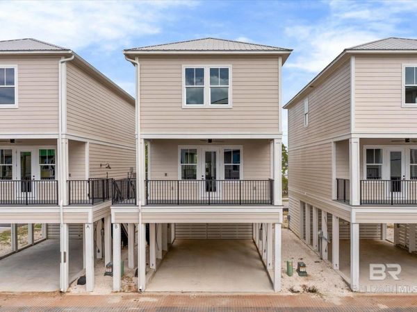 951 W Lagoon Avenue, Unit B, Gulf Shores, AL 36542