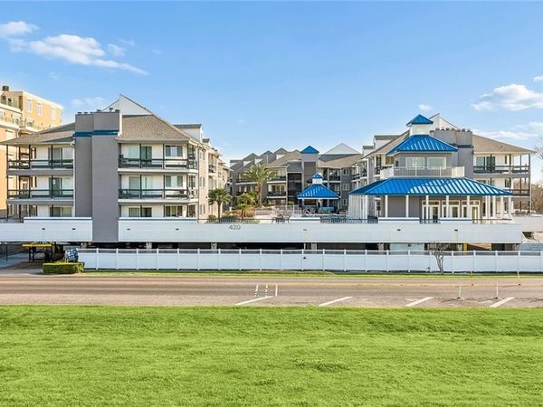 420 METAIRIE HAMMOND Highway , Unit 231, Metairie, LA 70005