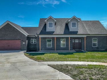 627 Comanche Drive, Richmond, KY 40475