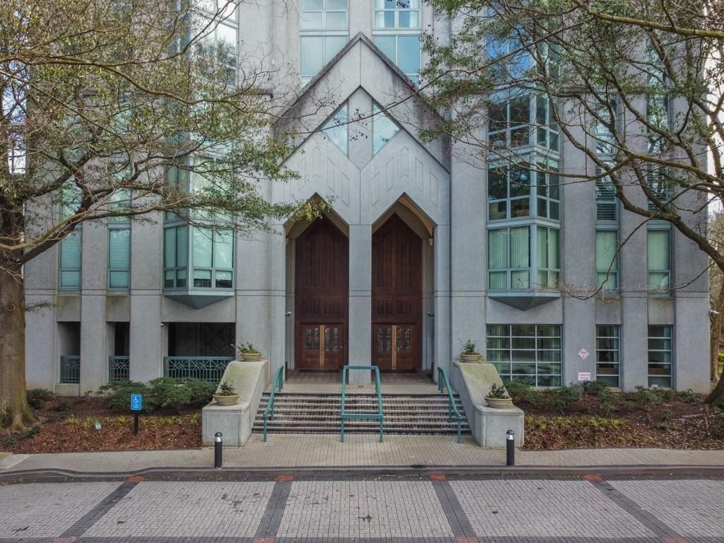 2870 Pharr Court South Nw, Unit 2903, Atlanta, GA 30305 Main Photo