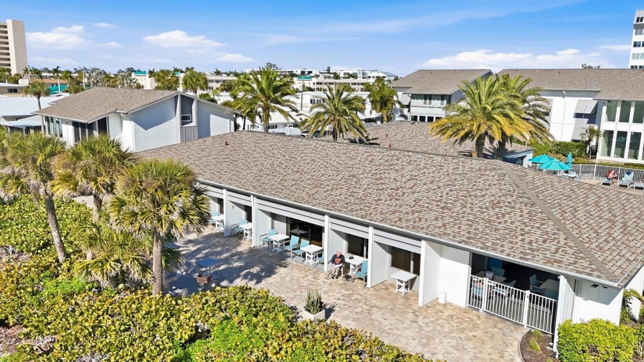 1200 E Peppertree Lane , Unit 307, Sarasota, FL 34242 Photo