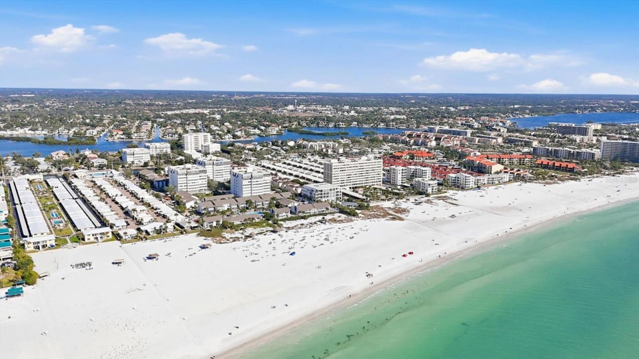 1200 E Peppertree Lane , Unit 307, Sarasota, FL 34242 Photo