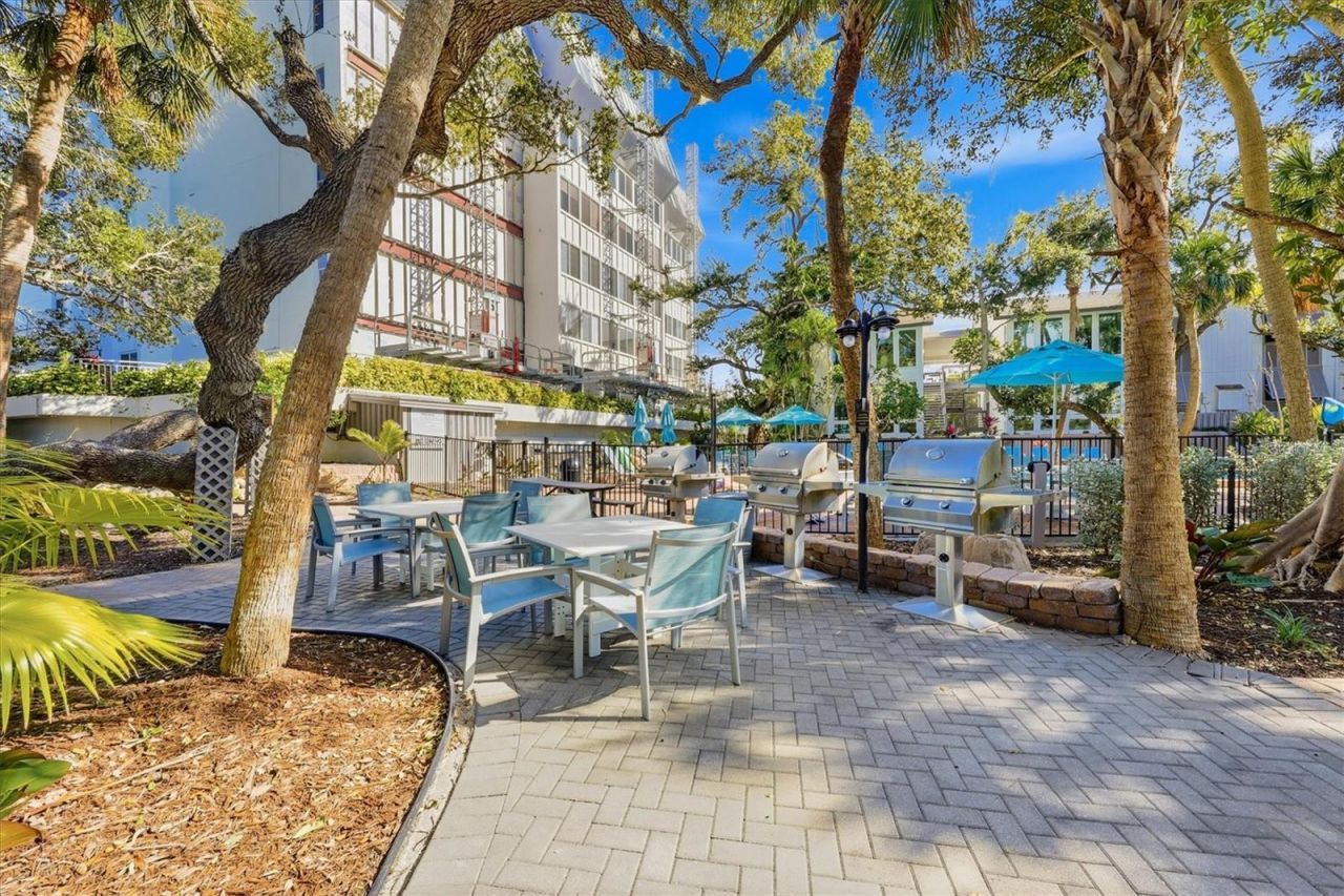 1200 E Peppertree Lane , Unit 307, Sarasota, FL 34242 Photo