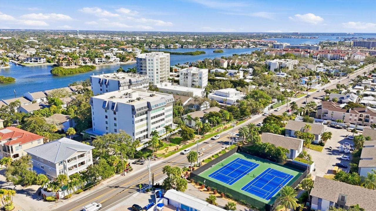 1200 E Peppertree Lane , Unit 307, Sarasota, FL 34242 Photo