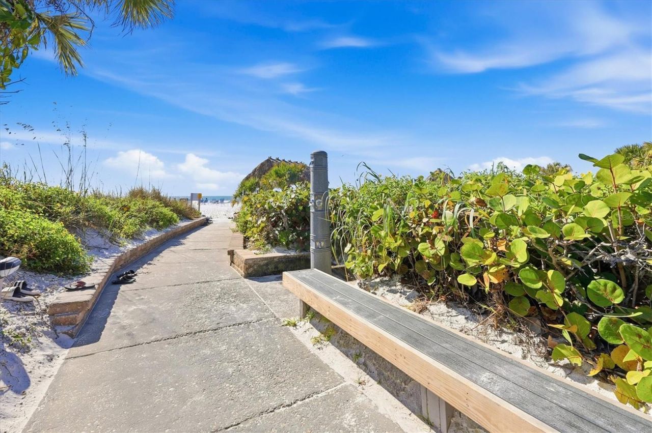 1200 E Peppertree Lane , Unit 307, Sarasota, FL 34242 Photo