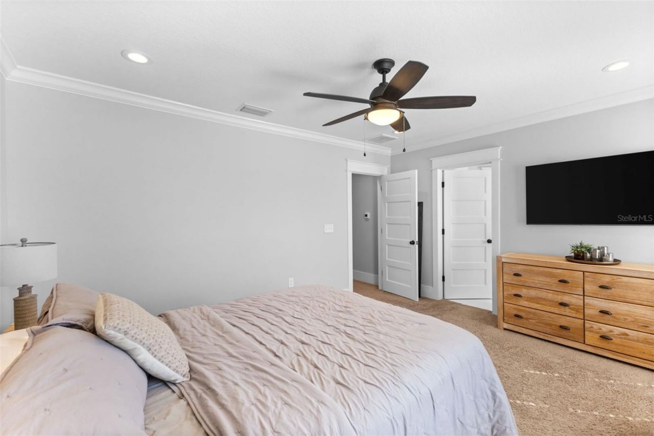 1506 E Knollwood Street, Tampa, FL 33610 Photo