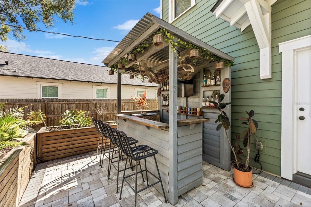 1506 E Knollwood Street, Tampa, FL 33610 Photo