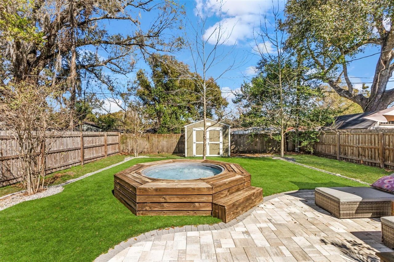 1506 E Knollwood Street, Tampa, FL 33610 Photo