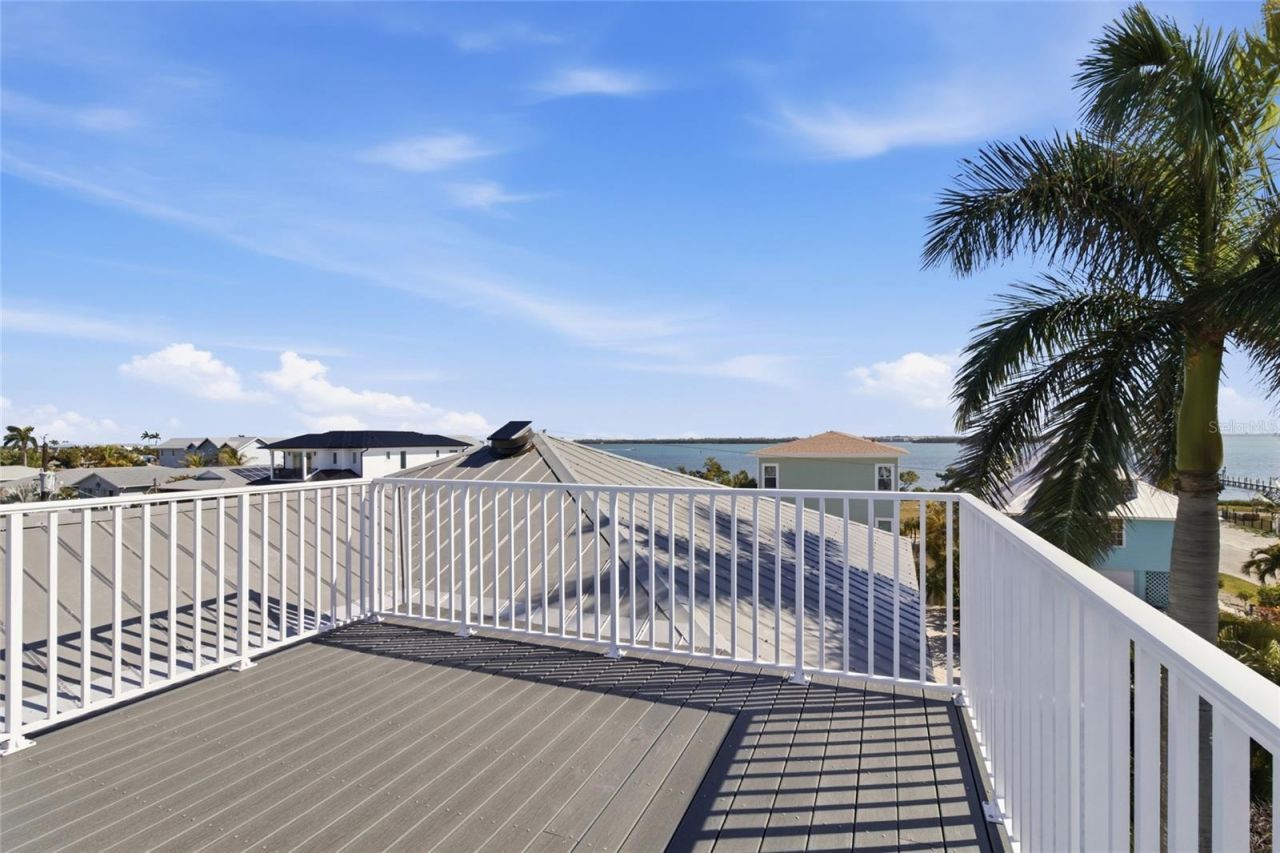 2502 Avenue B, Bradenton Beach, FL 34217 Photo