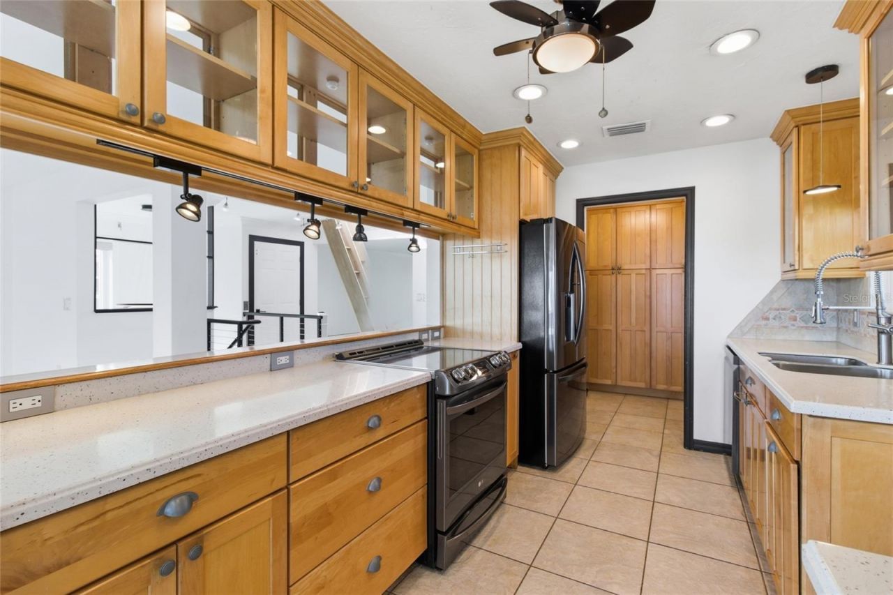 2502 Avenue B, Bradenton Beach, FL 34217 Photo