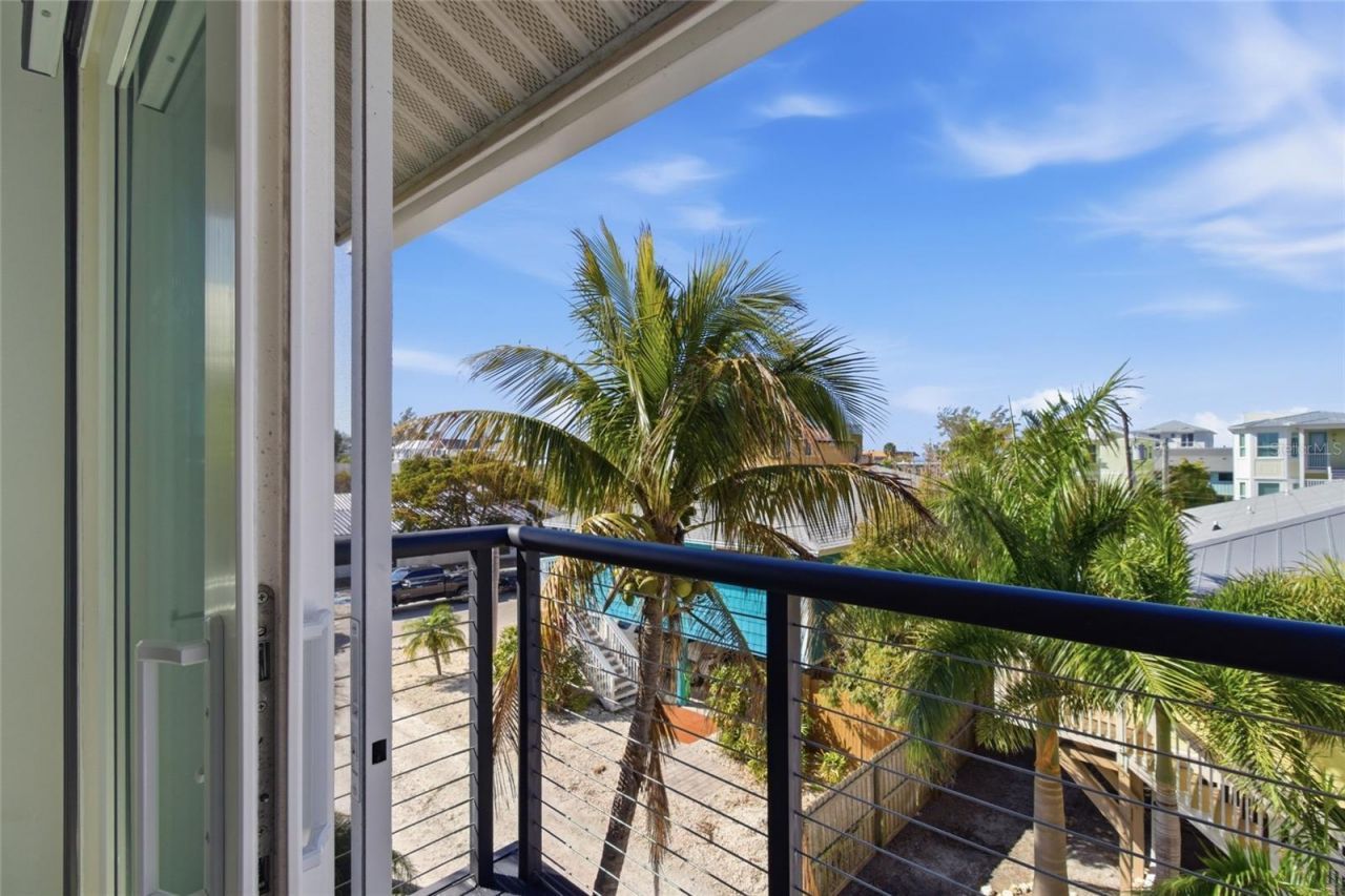 2502 Avenue B, Bradenton Beach, FL 34217 Photo