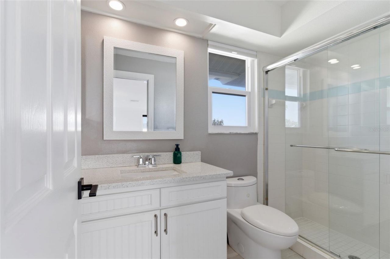 2502 Avenue B, Bradenton Beach, FL 34217 Photo