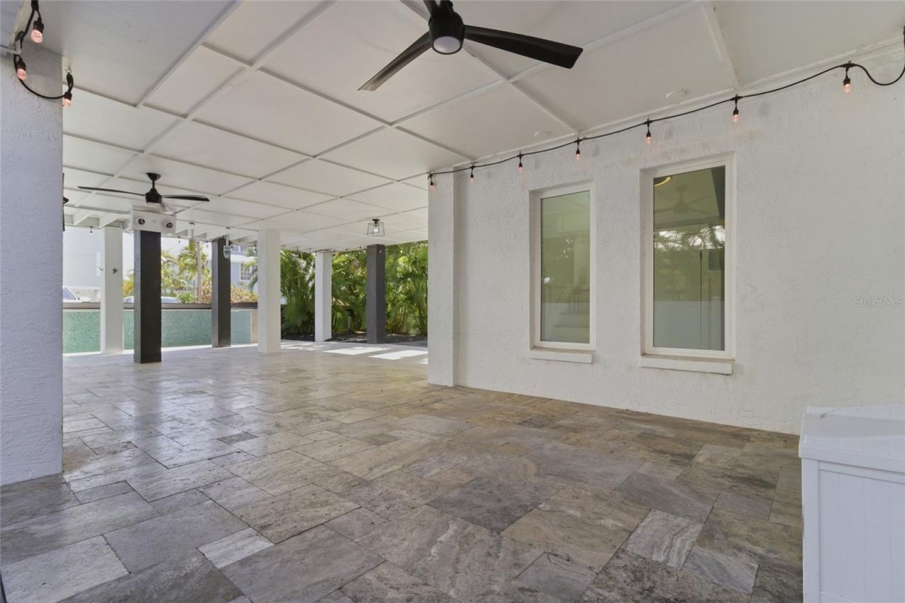 2502 Avenue B, Bradenton Beach, FL 34217 Photo