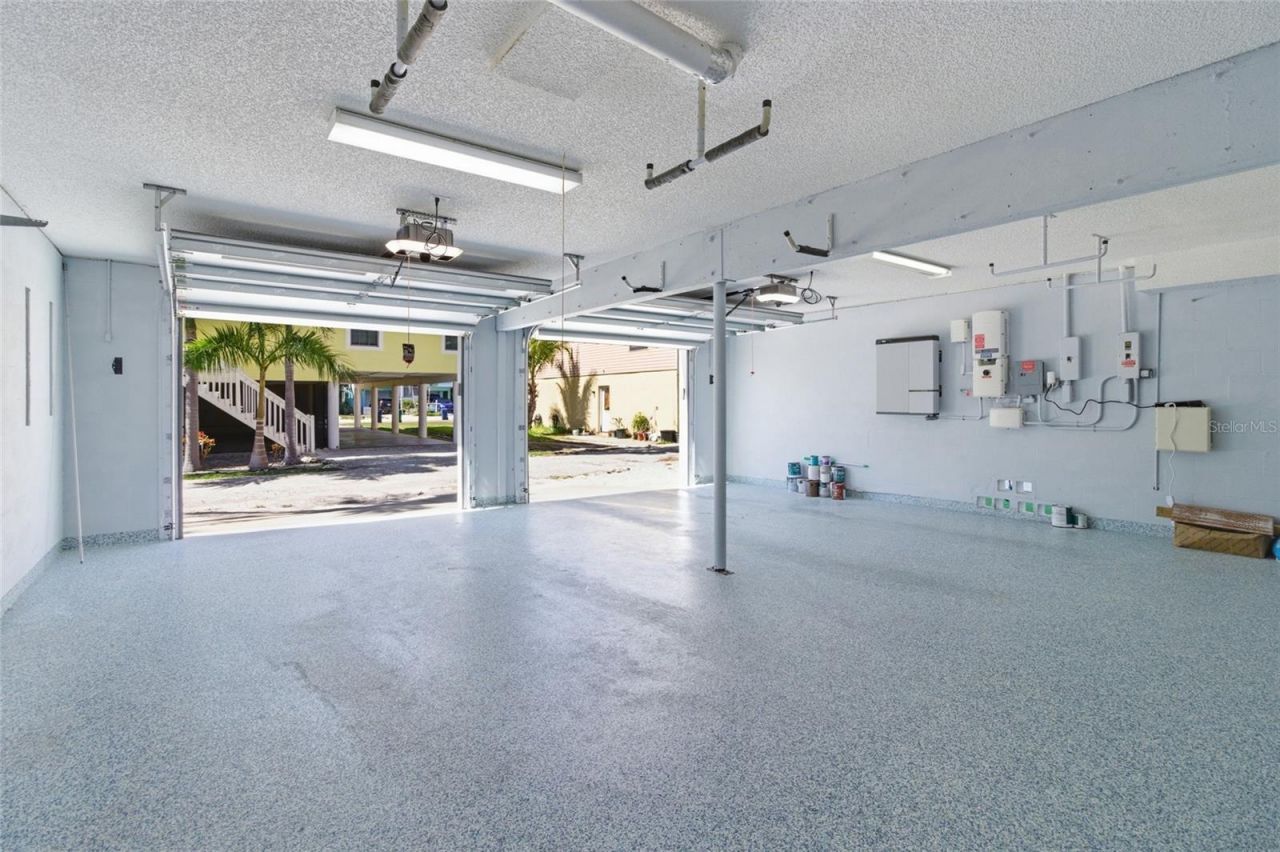 2502 Avenue B, Bradenton Beach, FL 34217 Photo